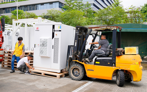 Outdoor Solar Battery Storage 500kW/811.2kWh All In One Lithium Ion Battery For Solar Energy Storage